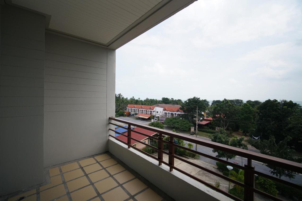 Sea Mountain Khanom Hotel Bagian luar foto