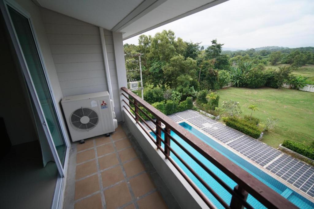 Sea Mountain Khanom Hotel Bagian luar foto