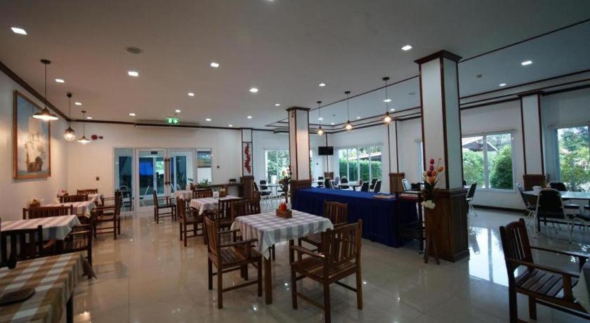 Sea Mountain Khanom Hotel Bagian luar foto